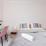 Plac Unii By Renters גדינייה