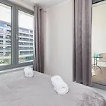 Plac Unii By Renters * גדינייה