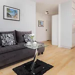 Plac Unii By Renters גדינייה