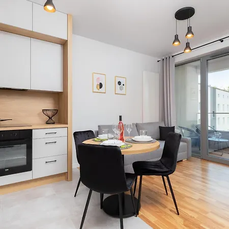Daire Plac Unii By Renters Gdynia