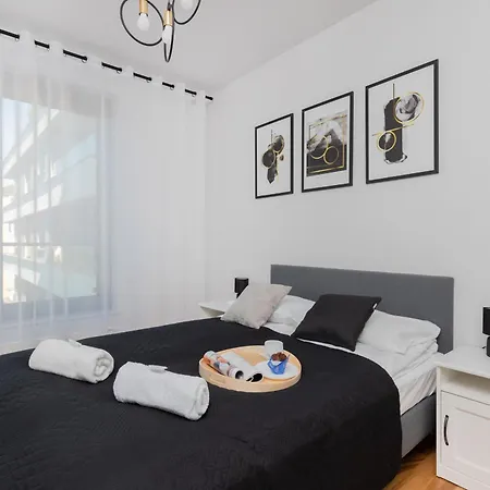 Plac Unii By Renters 그디니아