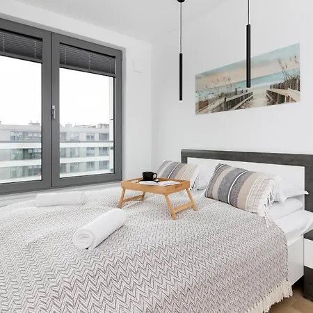 아파트 Plac Unii By Renters 그디니아