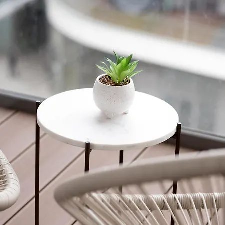 Plac Unii By Renters 아파트 *