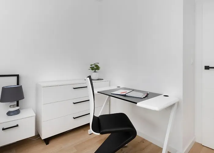 Plac Unii By Renters Apartment Gdynia