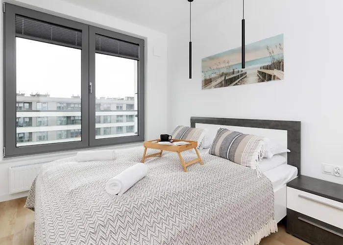 Plac Unii By Renters Apartment *